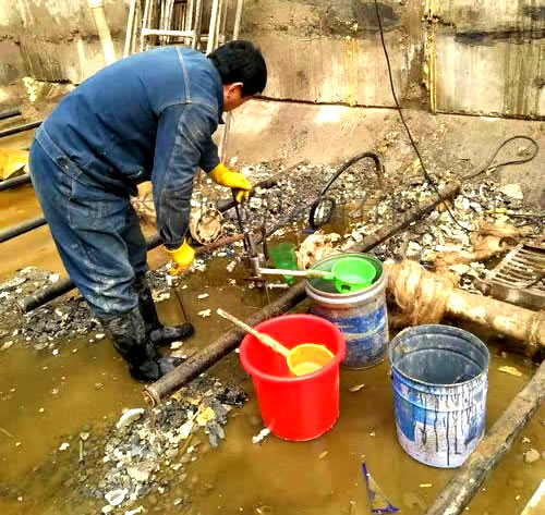 污水池堵漏施工